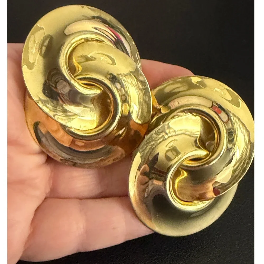 Vintage Earrings 80s Pop Glam Gold Tone